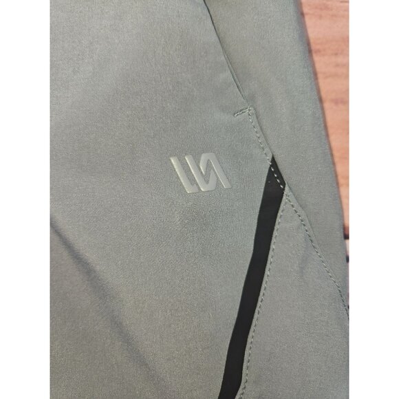 VRST Men's Lightweight Athletic Shorts Medium - Zipper Pockets - Picture 5 of 8